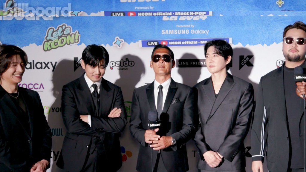 BB- g.o.d